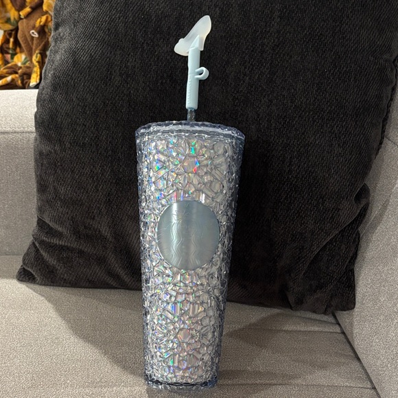 Starbucks x Disney: Cinderella75 Silver Holographic Tumbler with Slipper Topper - Picture 2 of 4